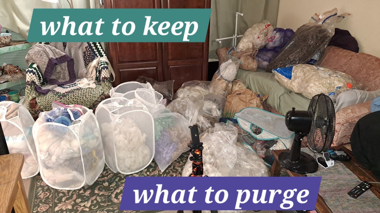 The Great Fleece Purge // A craft supply cleaning vlog