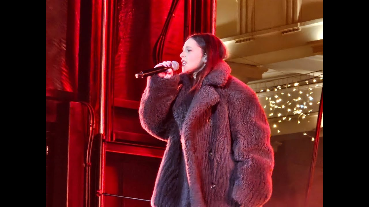 Francesca Michielin Capodanno 2025 Foggia (Macjoni71EQ)
