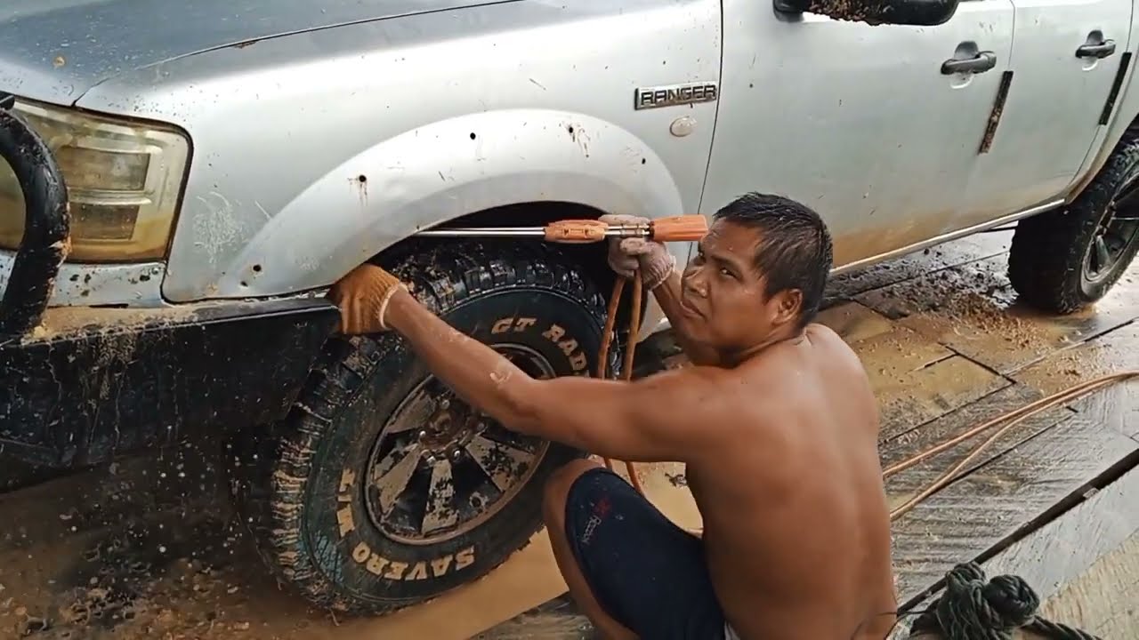 Car wash❗RANGER 4X4 PENUH LUMPUR g4n4s|| begini cara mencuci mobil kotor lumpur kering?