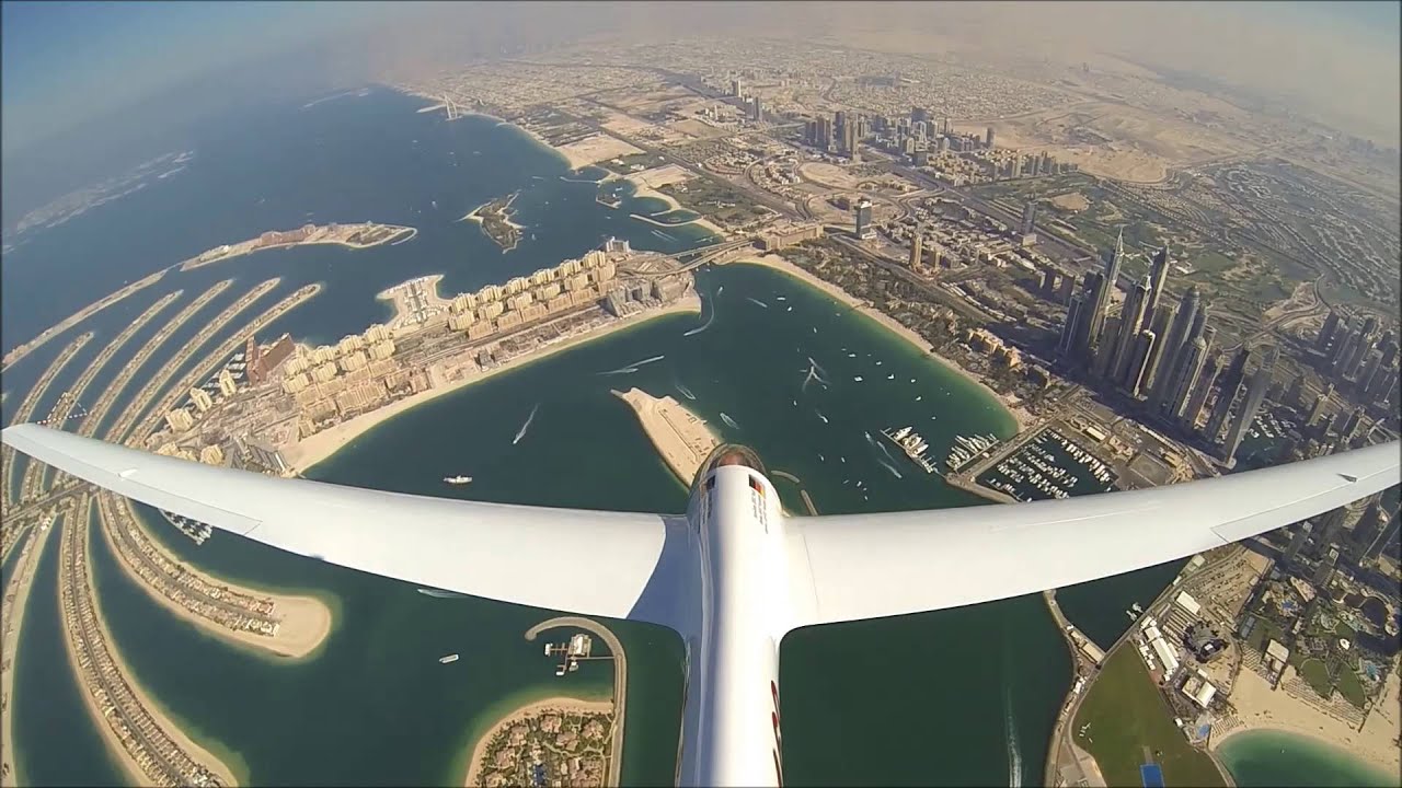 Glider Aerobatics over Dubai - World Air Games 2015 with the Swift S-1 [HD]