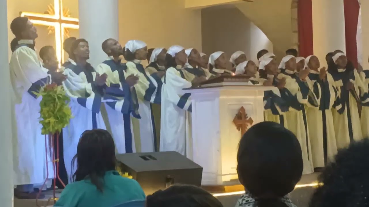 የአድስ ከተመ መከነ እየሱስ ቤ/ክያ የንፍታሌም ኳሄር የስድስተኛ ዓማተቸው የልደት ቀን አፌን ሙለ በምስጋነ