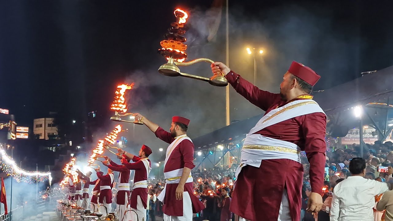 Live Ganga aarti triveni ghat Rishikesh 08/01/26