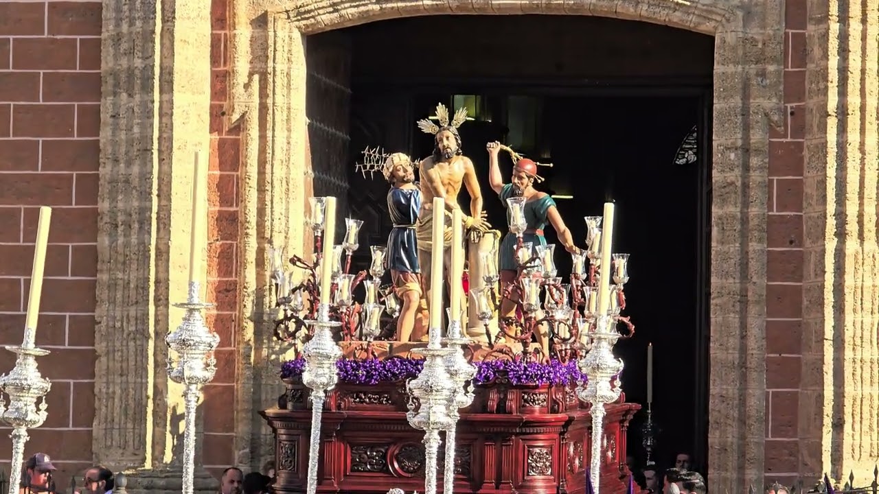 Columna San Fernando 2025 salida Cristo