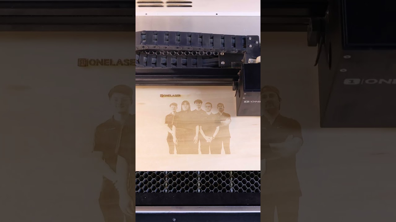 Engraving Vintage Portraits with ONELASER XRF...📸