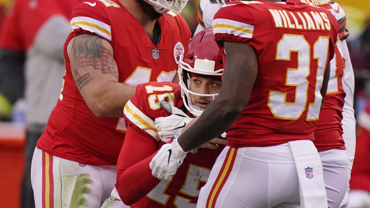 Report: Patrick Mahomes clears &lsquo;big steps&rsquo; but remains in NFL&rsquo;s concussion protocol
