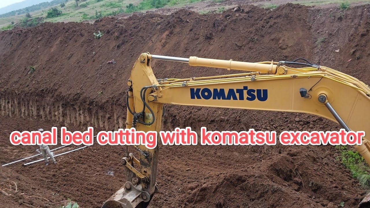 canal bed cutting with komatsu excavator#work and life with R.s