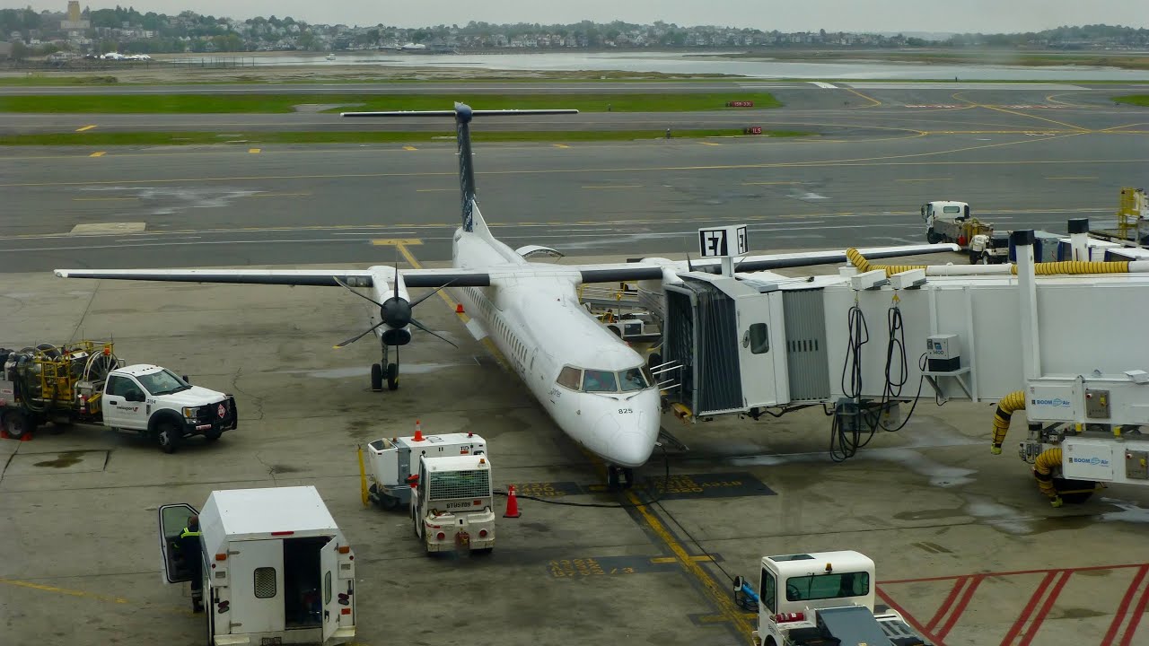 Porter Airlines Bombardier Q400 Flight BOS-YTZ