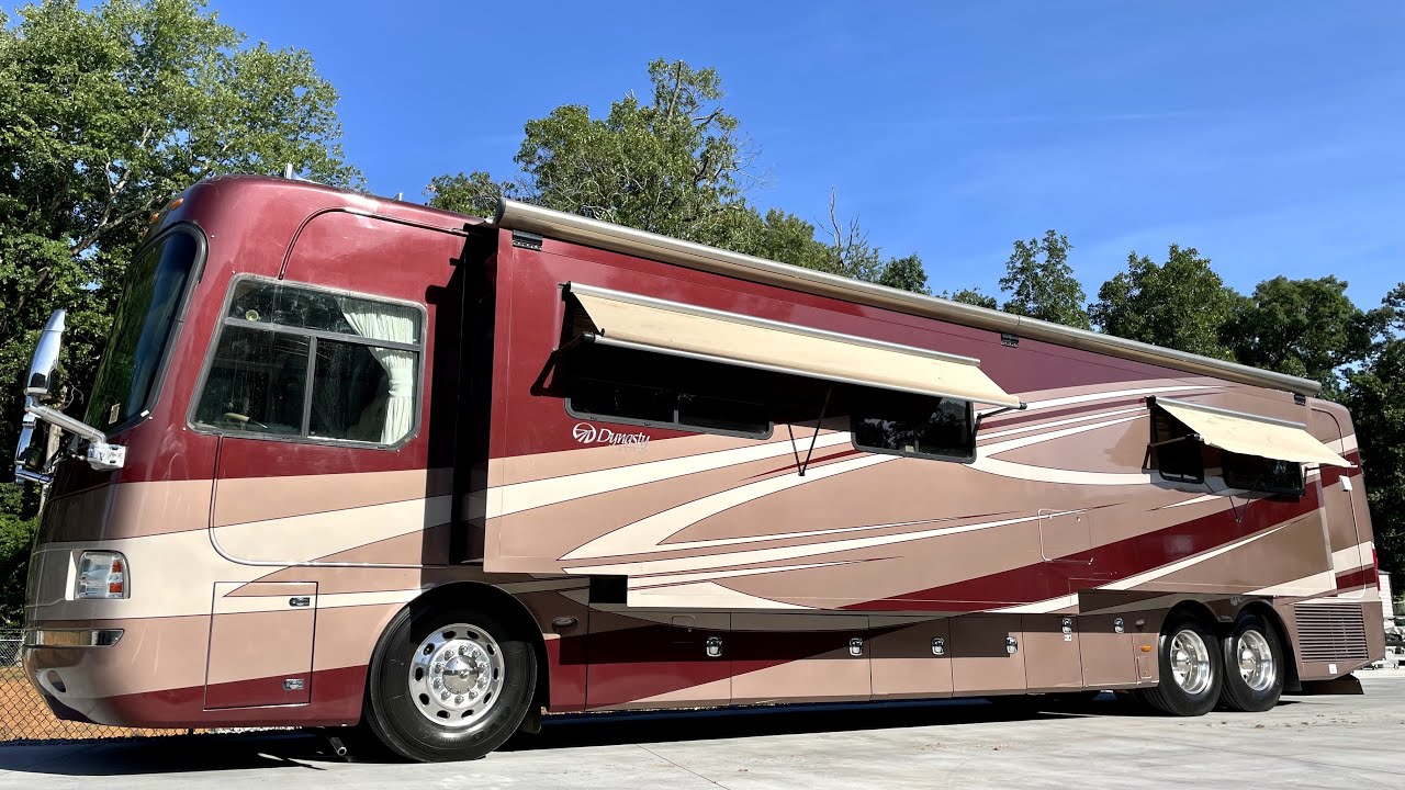 2007 Monaco Dynasty 43 Palace III Semi Monocoque,