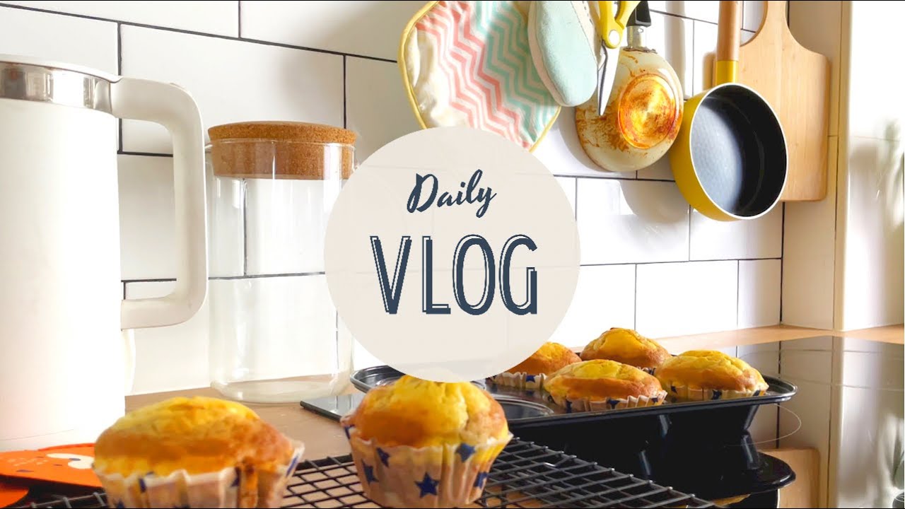 Simple everyday life: Daily vlog - Stir fried cabbages, Korean rice balls (주먹밥), Banana cheese cake