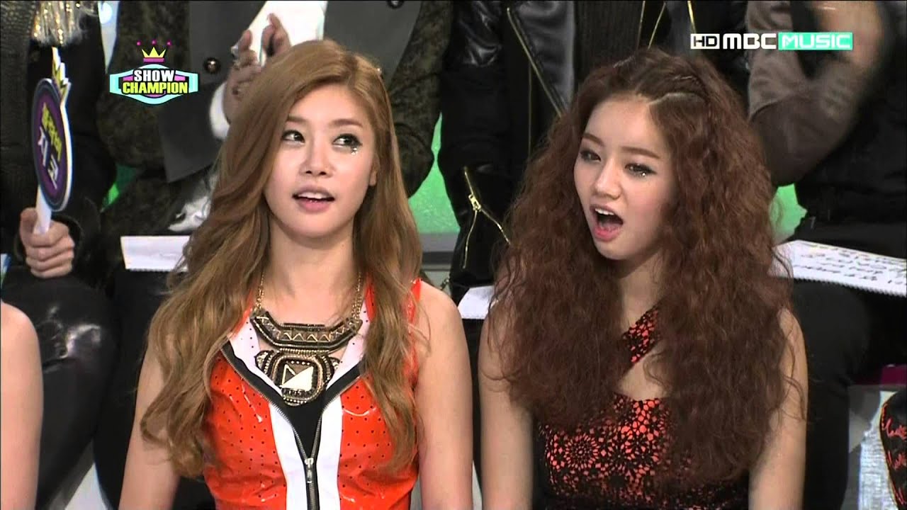 121106 Show Champion - Block B talk + Nillili Mambo+Backstage cut