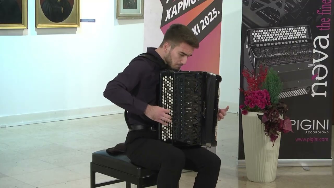 J. S. Bach - Partita no. 1 in B - Flat major (Allemande)