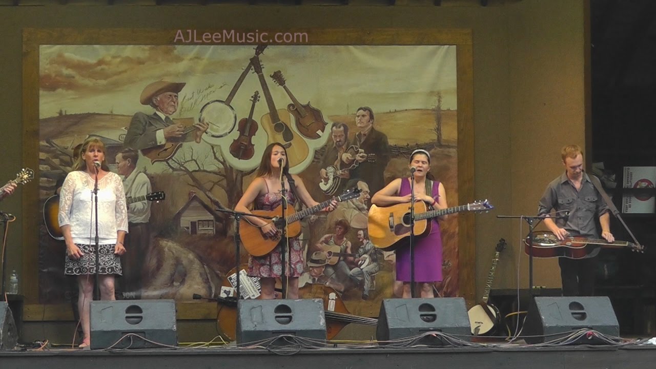 AJ Lee - Dimming of the Day written by Richard Thompson