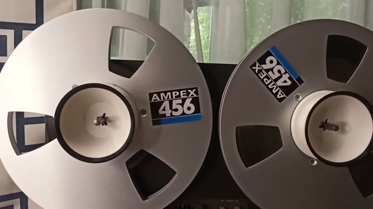 TEAC X-10R трёхмоторная реверсивная катушечная дека, Япония, 1981 год.