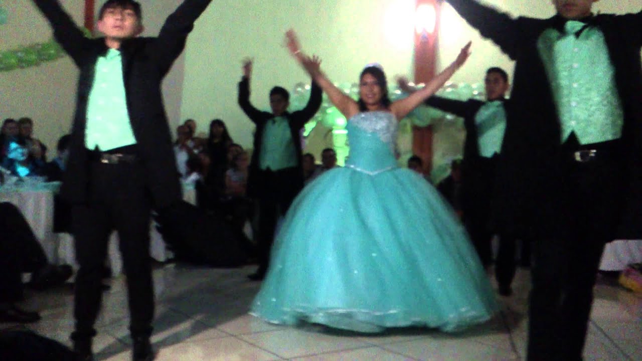 Reiv dance sTUDIO rds xv años Jeny Se busca vals