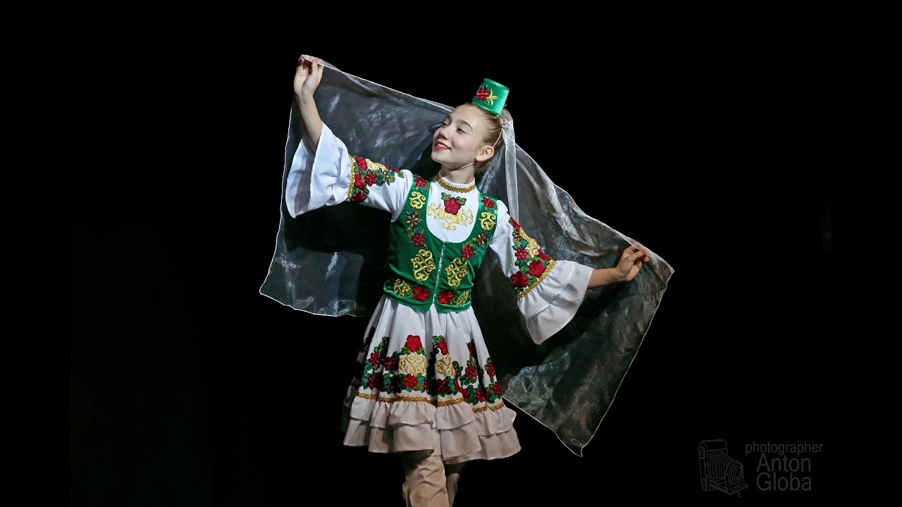 Татарский танец, Ансамбль 