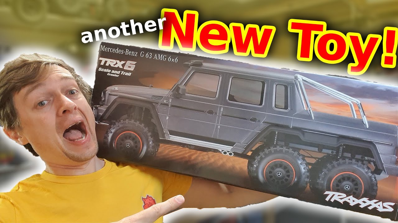 WORLD'S BEST RC Crawler Car? 6x6 G-Waggon
