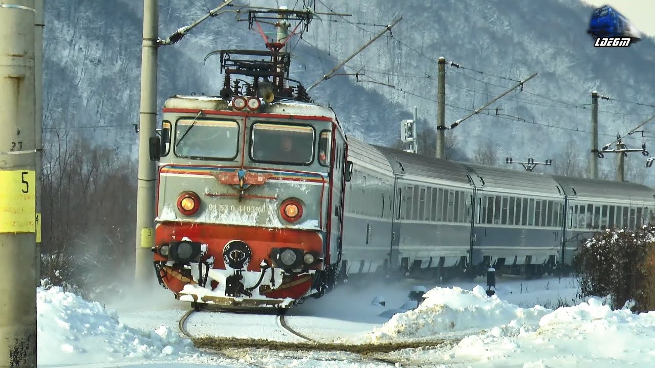 Trenurile Iernii prin Zăpadă în Gara Năsăud 🚊❄🚊 Winter Trains in Snow in Năsăud - 09 January 2026