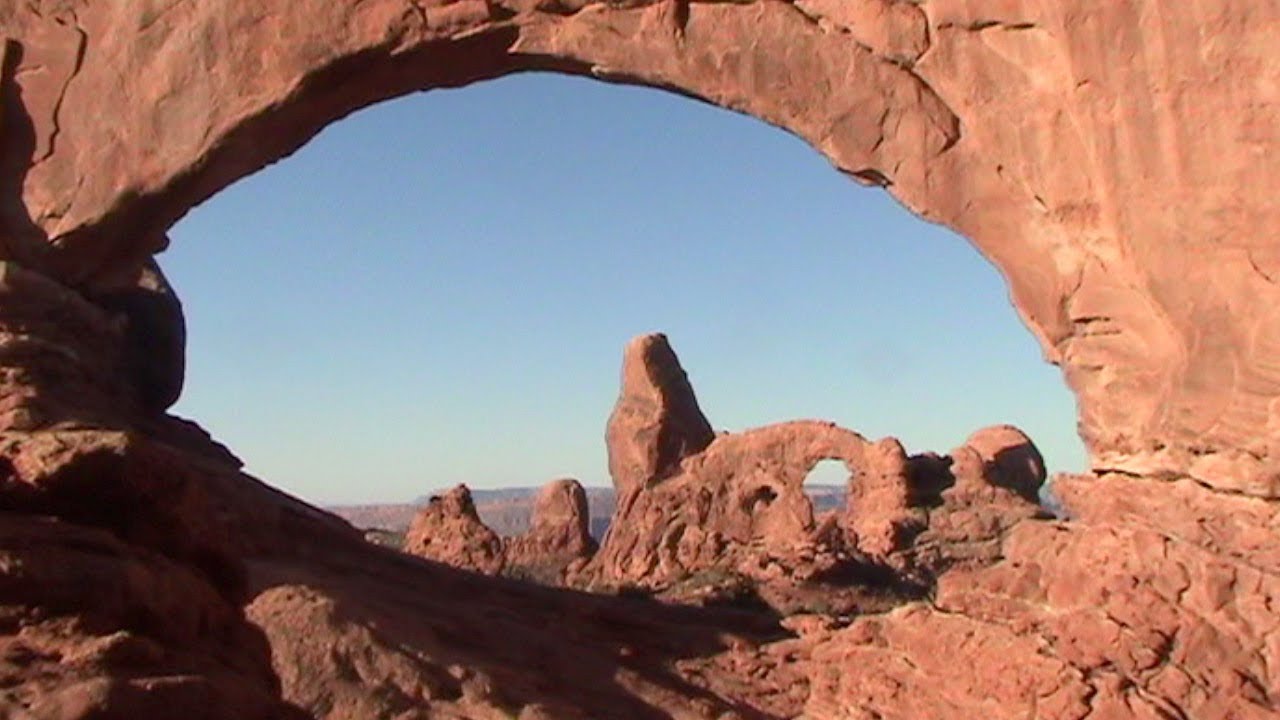 07 Turret Arch, North Window, South Windows   SD 480p
