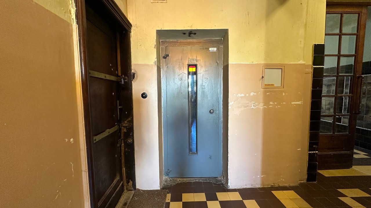 Oryginalny ZUD Odważnikowy. | Kraków, ul. Św. Tomasza 26