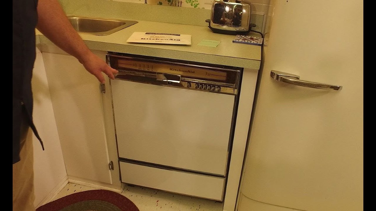 Винтажная бытовая техника: посудомоечные машины — Kitchen Aid и Maytag