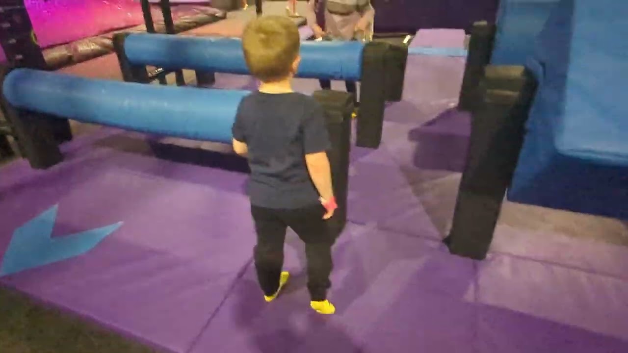 Obstacle Course - Air Thrill EK