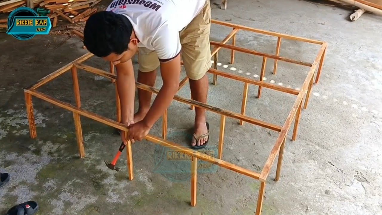 Cara membuat rak warung pakai reng 2x3 dan triplek