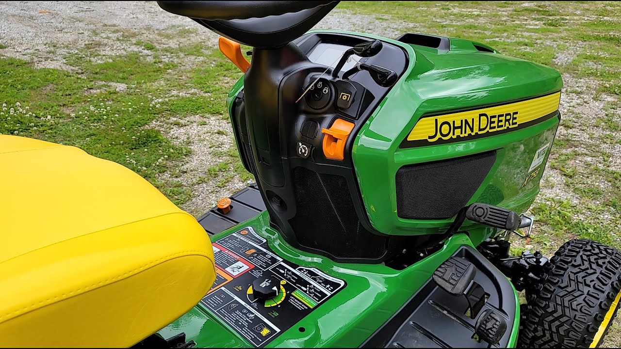 John Deere X758 Lawn Tractor Delivery and First Impressions
