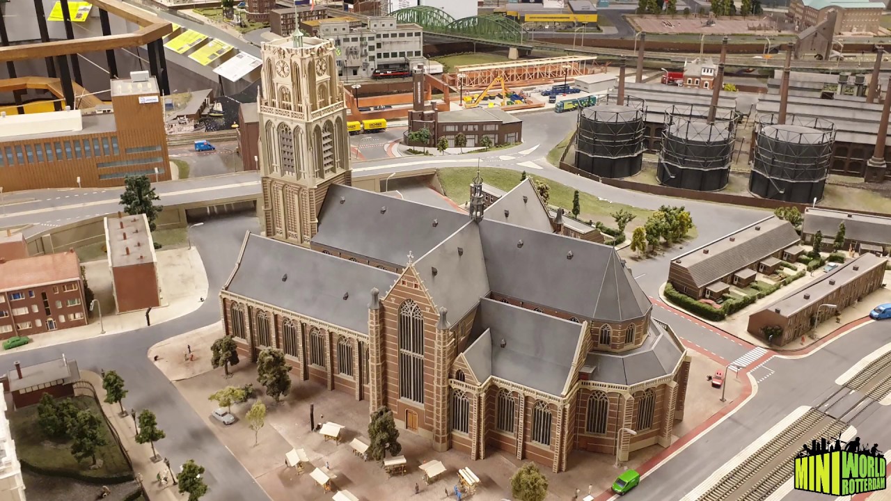Klokken van Hoop in miniatuur - Ook bij Miniworld luiden de klokken