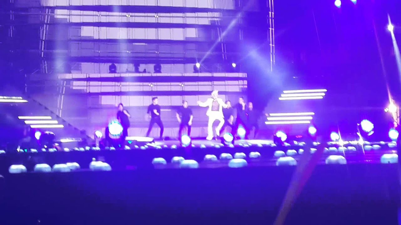 150328 Music Bank in Hanoi Taemin Shinee [ Danger