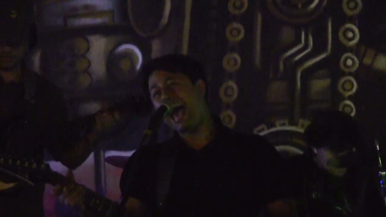 Charlie Xavier y Los Sex Yonkis - Groovy en vivo KUP 2026