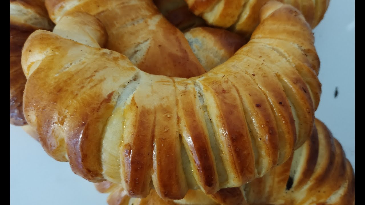 Recette de croissant brioché avec de la crème chocolat ou confiture
