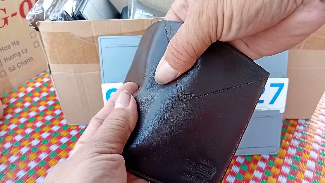 Bóp da bò thật giá vừa phải đầu năm (VIDEO 221)
