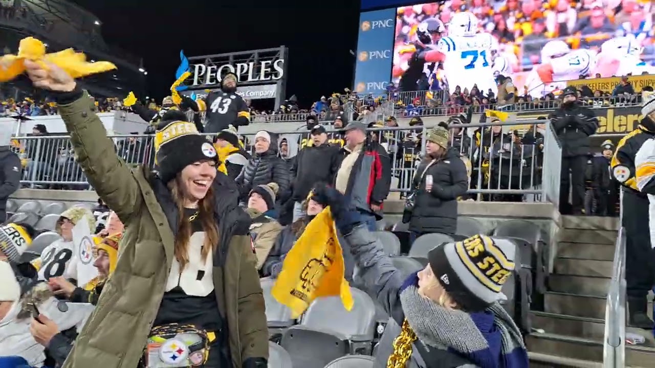 Heinz field renegade booed by fans.