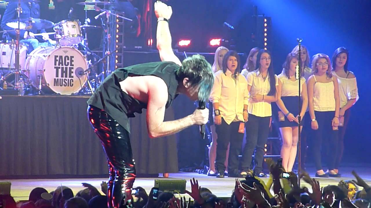 Marianas Trench - Fallout - live in Winnipeg