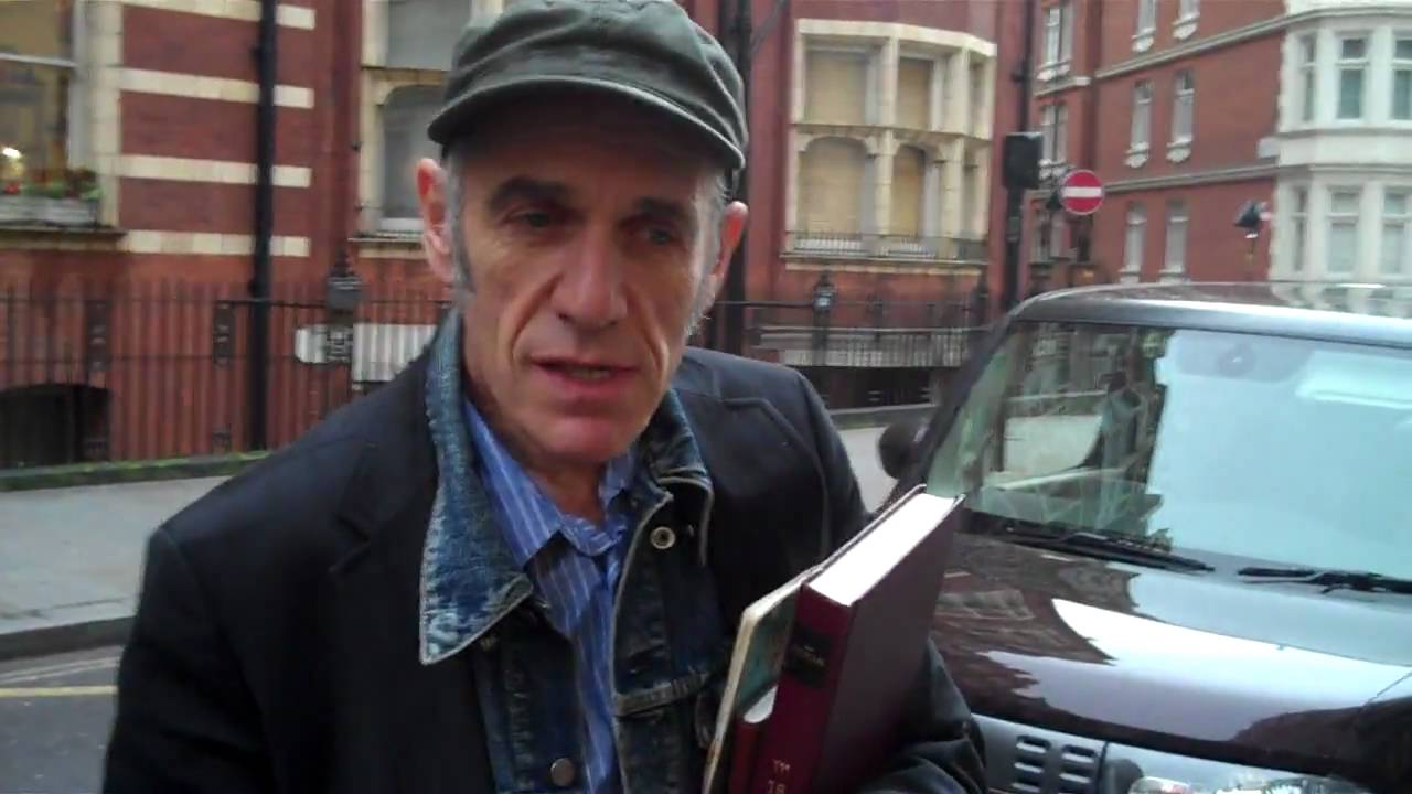 Tony Kaye starts the day