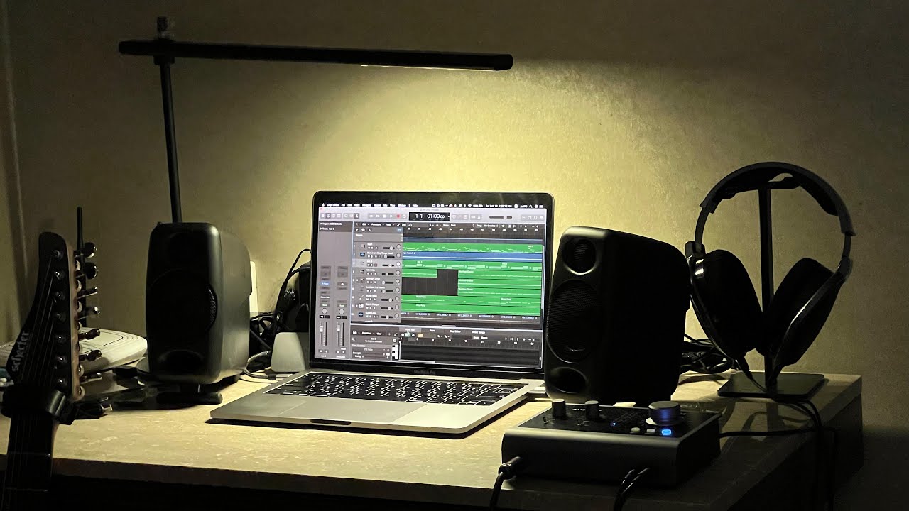 My Quarantine Hotel Music Production Set Up 2022 (and I'm back...)