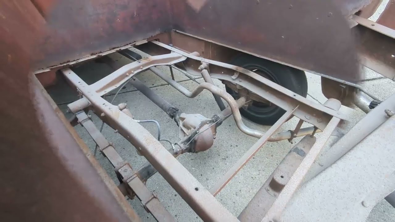 1951 Ford F1: Video #34 -- Beginning on the wood bed