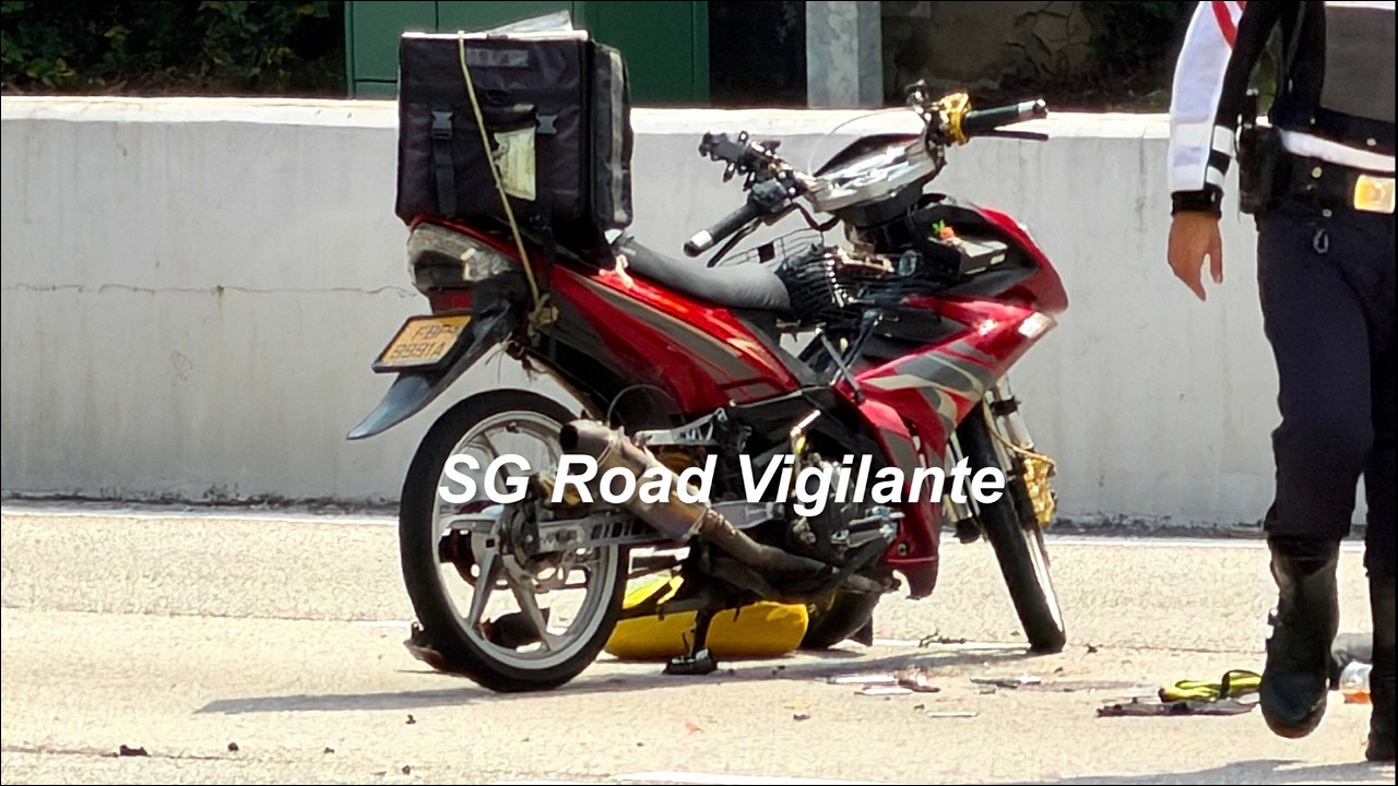 1mar2026  accident btw #FBF9991A yamaha x1r  & #SMA9207C honda jazz  crossing double white line