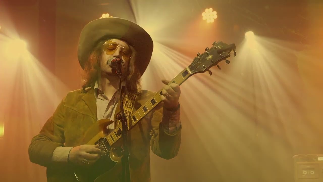 Joe Harvey-Whyte & Bobby Lee - Observatory Crest (Captain Beefheart) (Live, The Scala)
