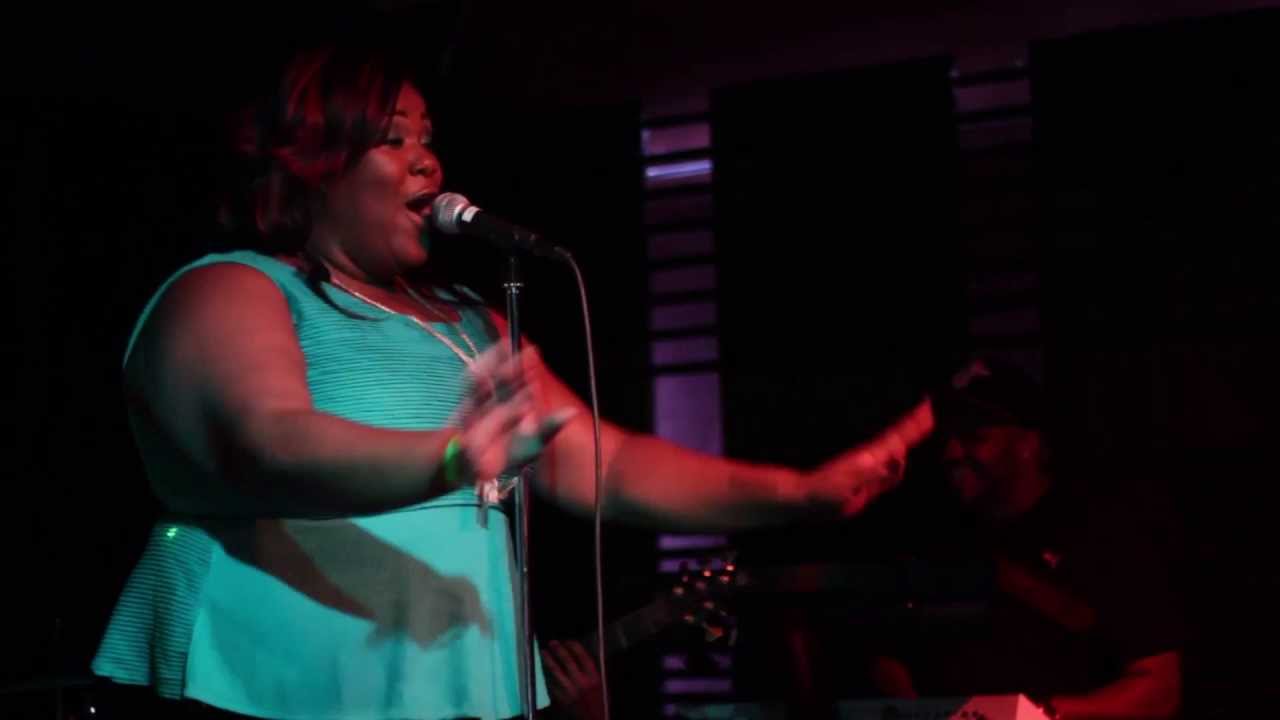 Keisha Renee performs 