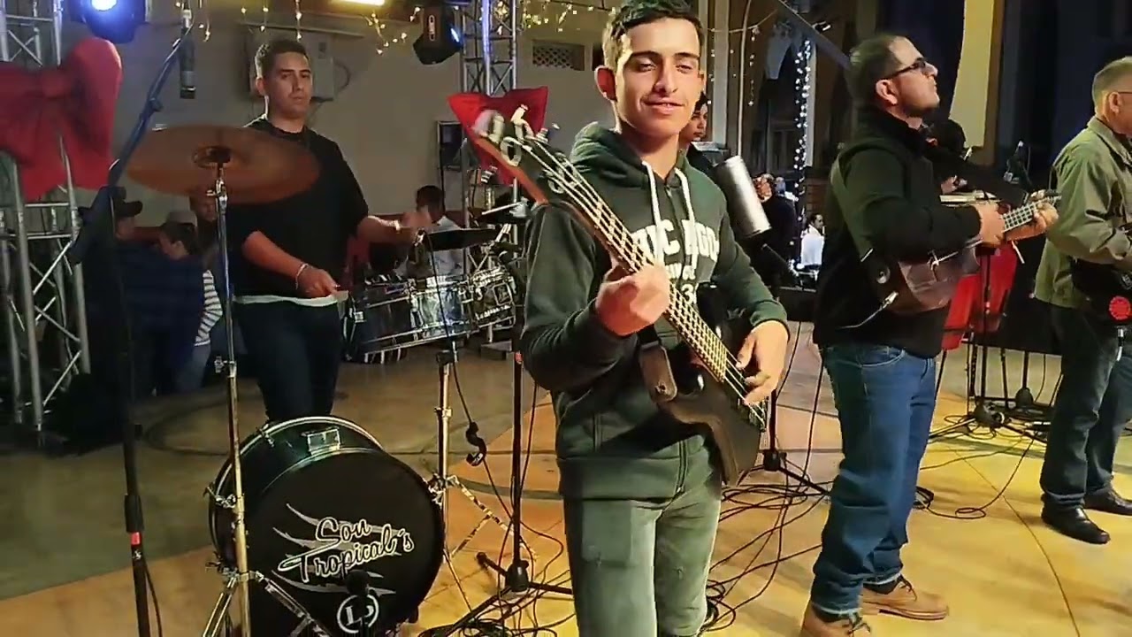 Concierto en vivo decembrino 2025.
