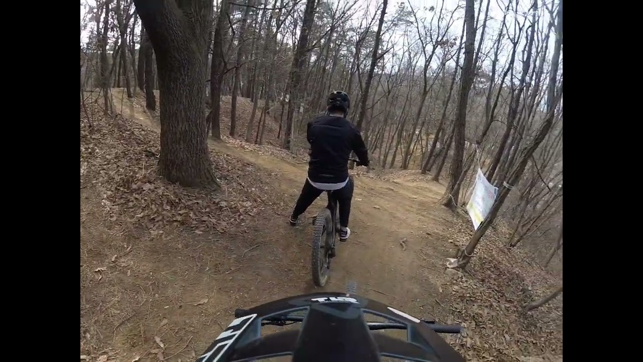250301 #쭌 #광교산 여기저기 고프로 이상으로 짤영상 조합 ㅎ