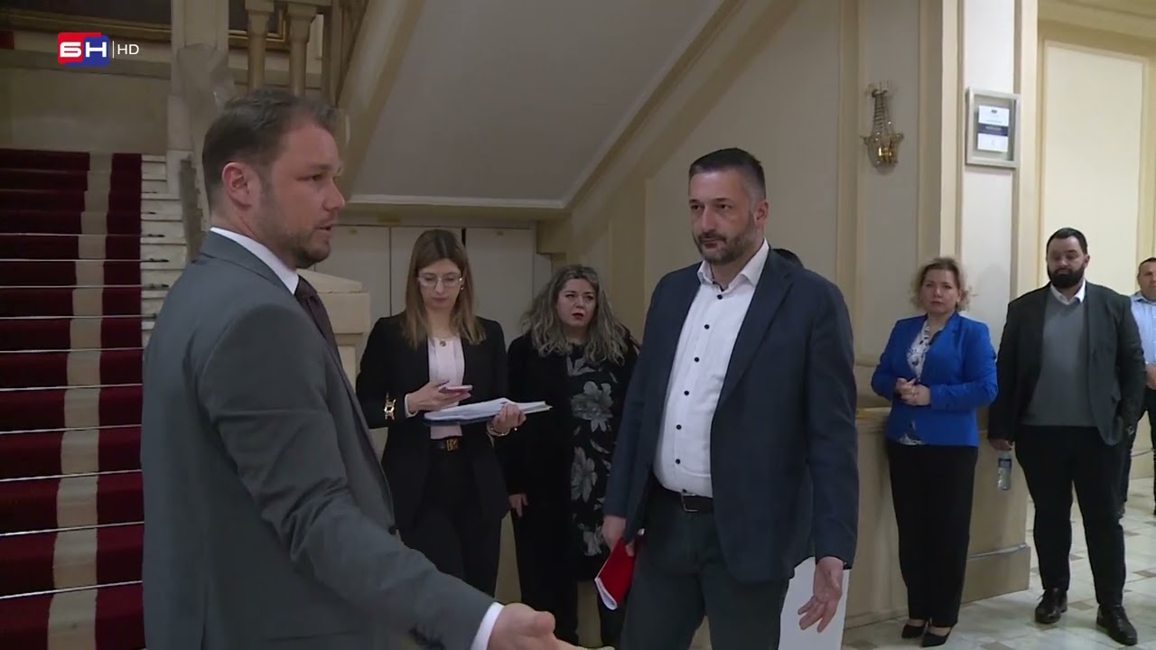 SUKOB Draška Stanivukovića i Dragana Lukača || Nema Skupštine jer odbornici sjede po kafanama?!