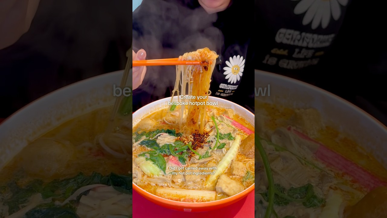 Build your own hotpot in Chinatown #malatang #hotpot #Chinese #chinatown #london #minihotpot #foodie