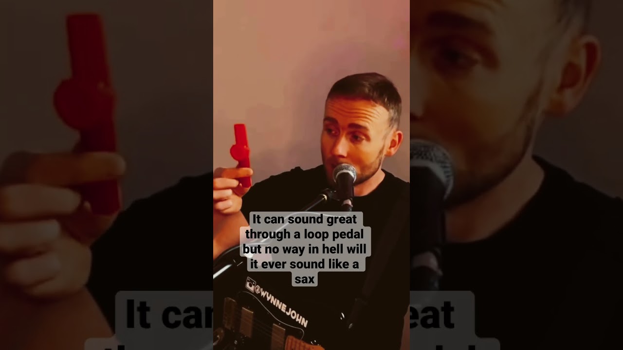 Saxophone Kazoo