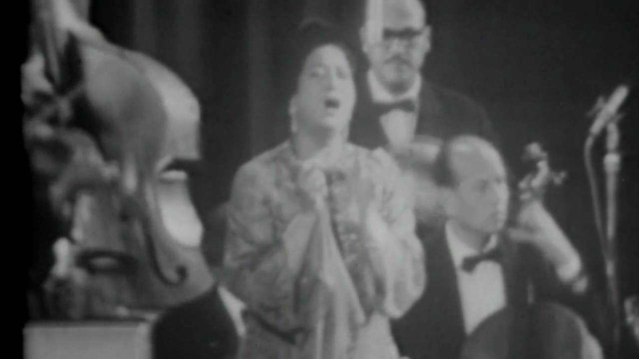 Umm Kulthum ( أم كلثوم ) live; 