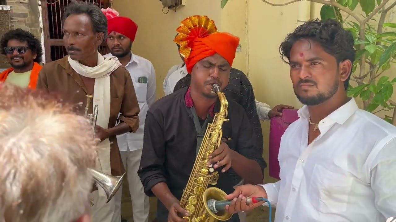 Saraswati Band Amalner song pardesiya pardesiya Mo.9699325687 9503080823
