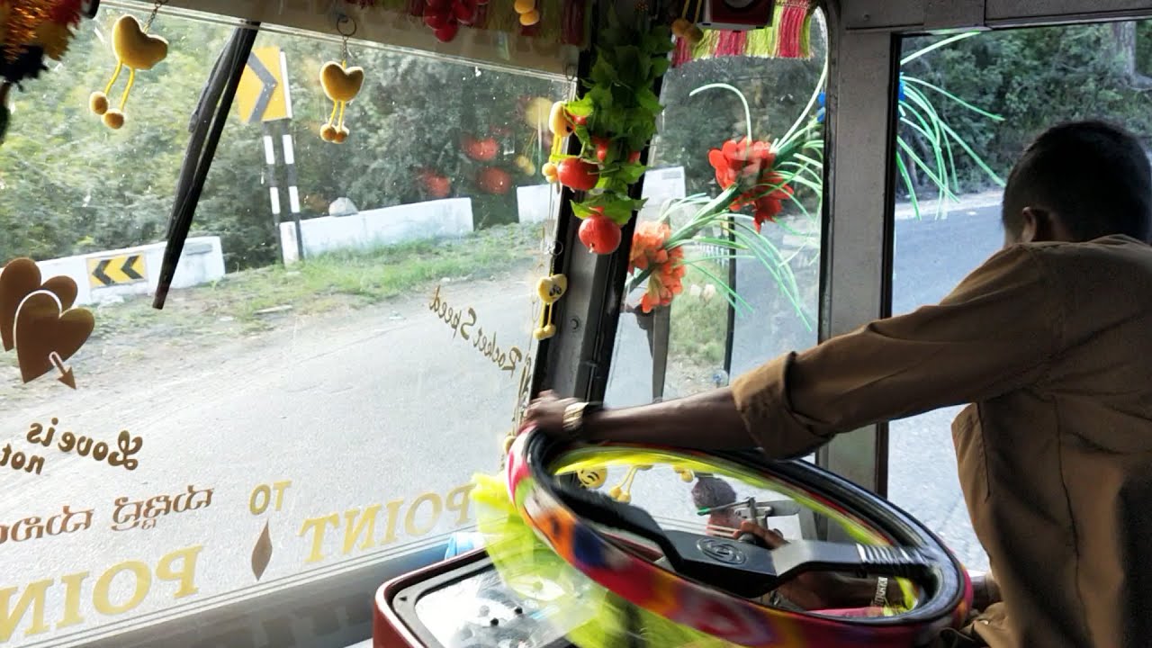 Speedy 12 wheeler  Driver Very Angry !!! Dhimbam ghat