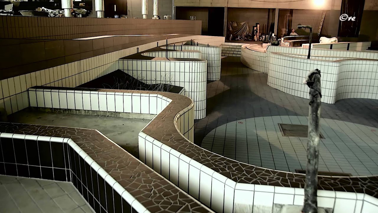 004 20151019 Lundi Virton ©re Travaux Piscine de Virton  Carrelage Sous sol & extérieur