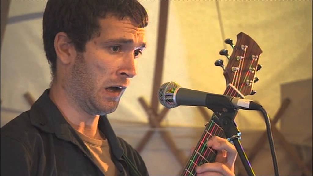 Ewan McLennan - Tramps and Hawkers (live at Cambridge Folk Festival 2011)
